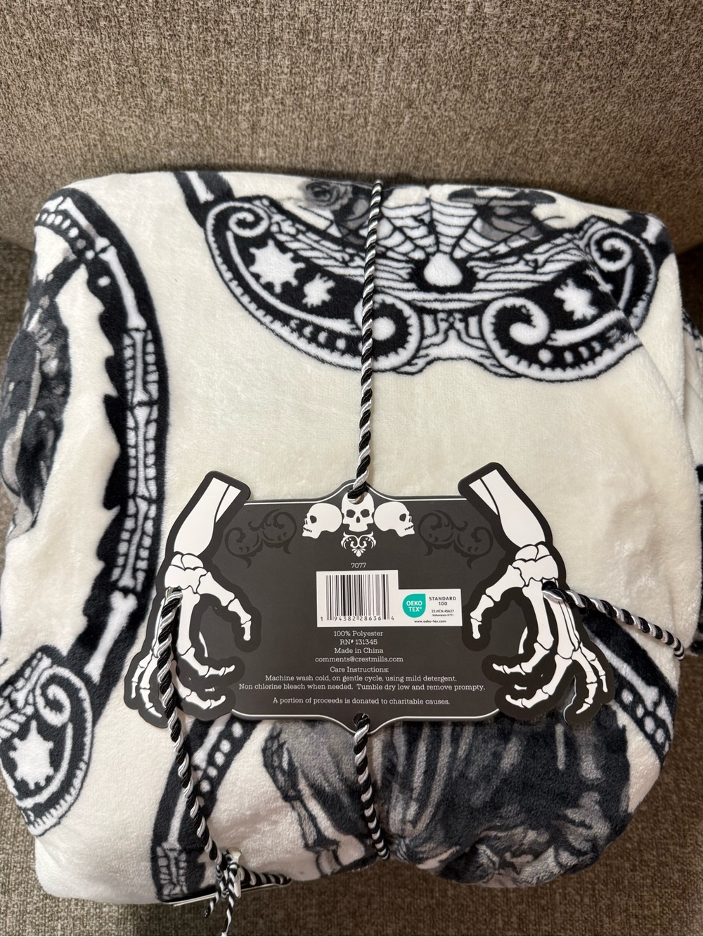 Skeleton Print Decorative Throw Pillow - Full/Queen - Picture 4 of 5